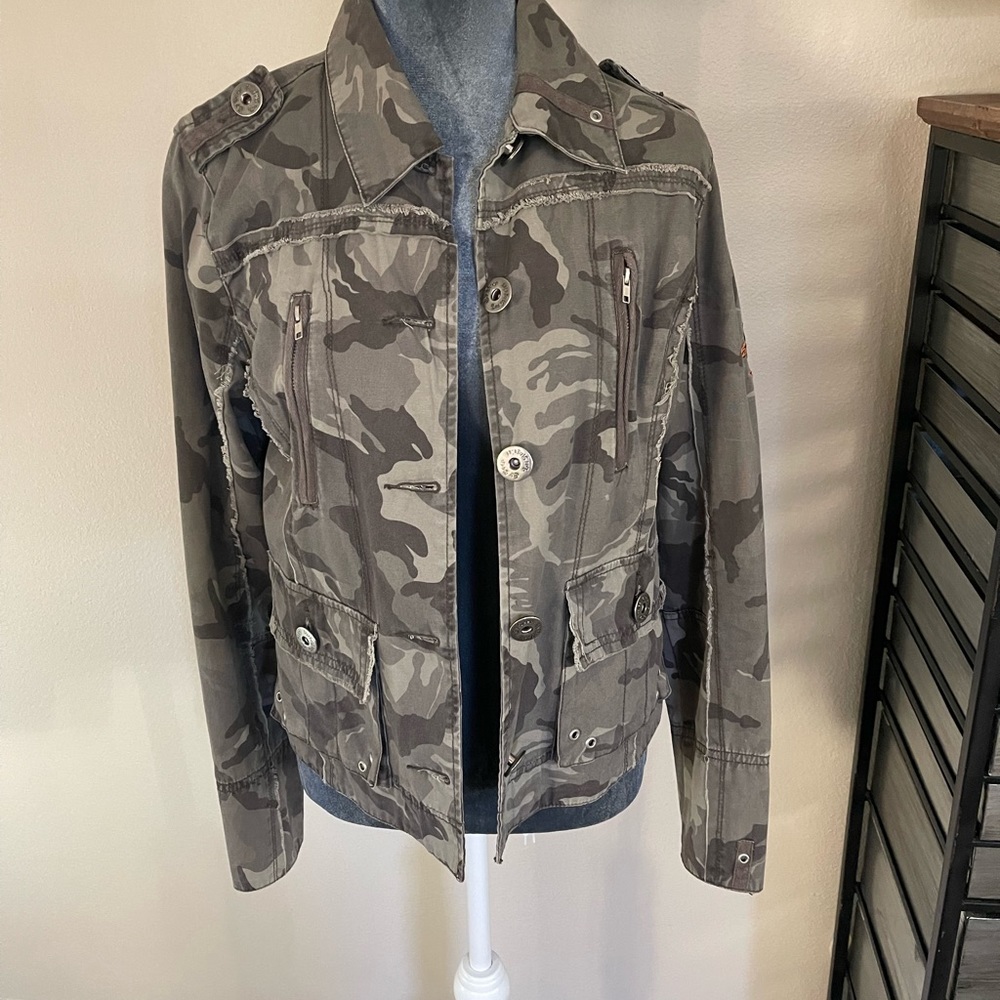 Preowned -  By Deep Los Angeles Embroidered Camouflage Jacket- Size L